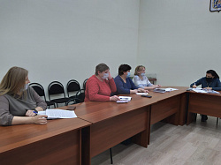 Ольга Борисова  организовала встречу с главами сельских поселений Холмского муниципального района