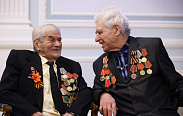 Ветеранам Великой Отечественной войны вручили юбилейные медали «80 лет Победы в войне 1941-1945 гг.»