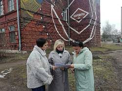 Ольга Борисова посетила бывшие госпитали в Боровичском районе