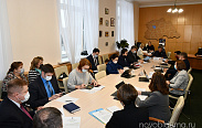 Заседания комитетов областной Думы
