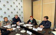 В Великом Новгороде обсудили эффективные механизмы родительского и административного контроля в ходе капремонта школ
