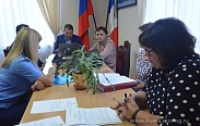 Члены профильного комитета обсудили вопросы обращения с животными на территории Новгородской области