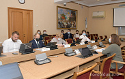 Заседания комитетов областной Думы