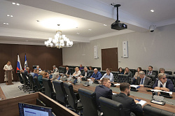 Парламентские комитеты продолжают свою работу Парламентские комитеты продолжают свою работу