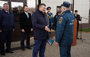 Илья Костусенко поздравил новгородских спасателей с Днём пожарной охраны