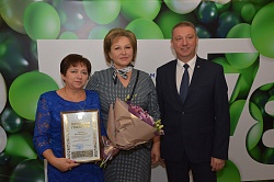 Елена Писарева поздравила работников Сбербанка со 178-летием учреждения