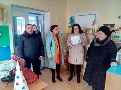 По инициативе Ольги Борисовой создана рабочая группа по обследованию состояния детского сада в деревне Сусолово