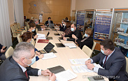 Состоялись заседания комитетов областной Думы