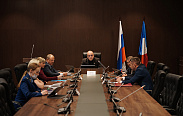 Заседания комитетов областной Думы