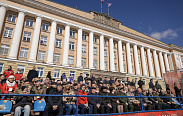 В День Победы в Великом Новгороде состоялся праздничный парад