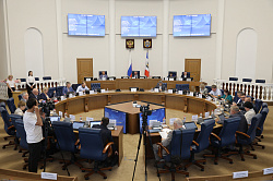 Новгородская областная Дума продлила действие мер поддержки медицинских работников Новгородская областная Дума продлила действие мер поддержки медицинских работников