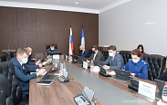 Максим Бомбин провел заседание комитета Новгородской областной Думы по законодательству и местному самоуправлению