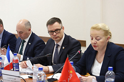 Максим Бомбин принял участие в заседании постоянного комитета ПАСЗР по вопросам местного самоуправления