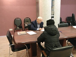 В ходе приема депутату Сергею Хвостикову поступило четыре обращения В ходе приема депутату Сергею Хвостикову поступило четыре обращения