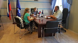 Депутат Николай Верига провел прием граждан по личным вопросам
