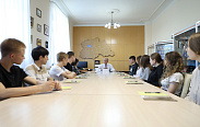 Школьники из Демянского округа побывали в Новгородской областной Думе