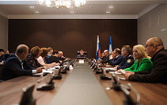 Заседания комитетов областной Думы