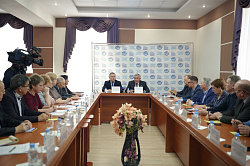 Региональный парламент и Новгородская областная Федерация профсоюзов определили основные направления взаимодействия