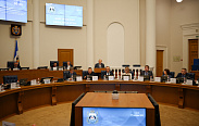 На заседании Новгородской областной Думы депутаты увеличили финансирование социально значимых направлений