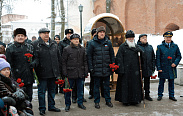 В День Неизвестного солдата в Новгородской области почтили память погибших воинов