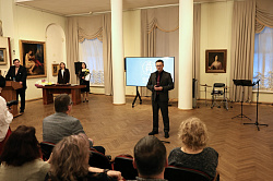 Сегодня в музее изобразительных искусств прошло традиционное ежегодное собрание сотрудников Новгородского объединённого музея-заповедника