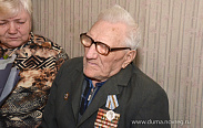 Елена Писарева вручила юбилейные медали в честь 75-летия Победы в Великой Отечественной войне