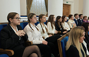 Школьники из Любытинского района побывали в Новгородской областной Думе