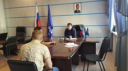 Депутат Михаил Галахов провел прием граждан