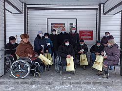 Депутаты посетили дома-интернаты для престарелых и инвалидов