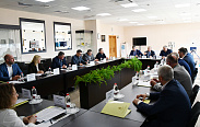 Депутаты обсудили развитие промышленности в условиях санкций