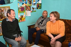Елена Писарева: "Одиноким пожилым людям необходимо внимание и общение"