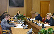 Елена Писарева нацелила муниципальных депутатов на новые форматы работы в условиях распространения коронавируса