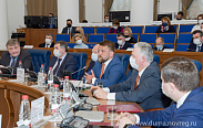 Депутаты заслушали отчёт главы региона и задали ему свои вопросы
