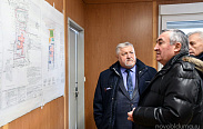 Юрий Бобрышев оценил ход строительства школы и детского сада в Малой Вишере