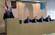 Юрий Саламонов проинформировал боровичских депутатов о бюджете области