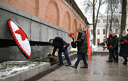 В день освобождения Новгорода от немецко-фашистских захватчиков у мемориала «Вечный огонь славы» состоялся торжественный митинг