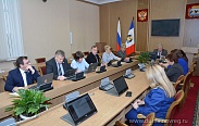 Александр Рыбка провел заседание комитета Новгородской областной Думы по социальной политике