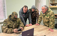 Юрий Бобрышев побывал в расположении новгородских военнослужащих в зоне СВО и передал бойцам гуманитарный груз