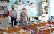Елена Писарева оценила готовность к новому учебному году школы №4 в городе Боровичи