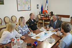Юрий Бобрышев провел встречу с командиром подводной лодки «Великий Новгород»