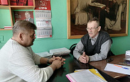 Сергей Тихомиров провел рабочую встречу в поселке Волот