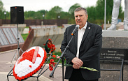 Земля с места захоронения советских воинов в Мясном Бору отправится в Кемерово